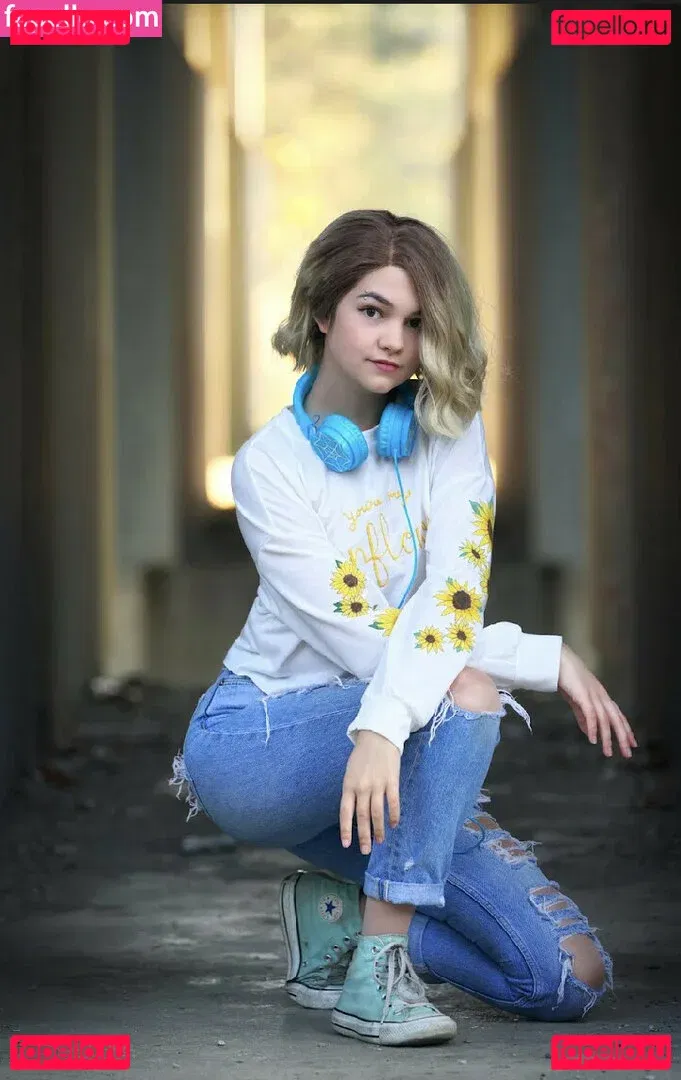 Mina Kess Onlyfans Photo Gallery 