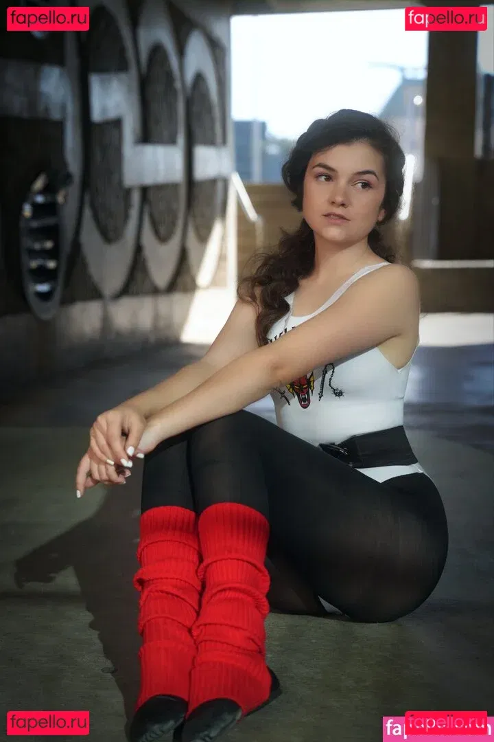 Mina Kess Onlyfans Photo Gallery 