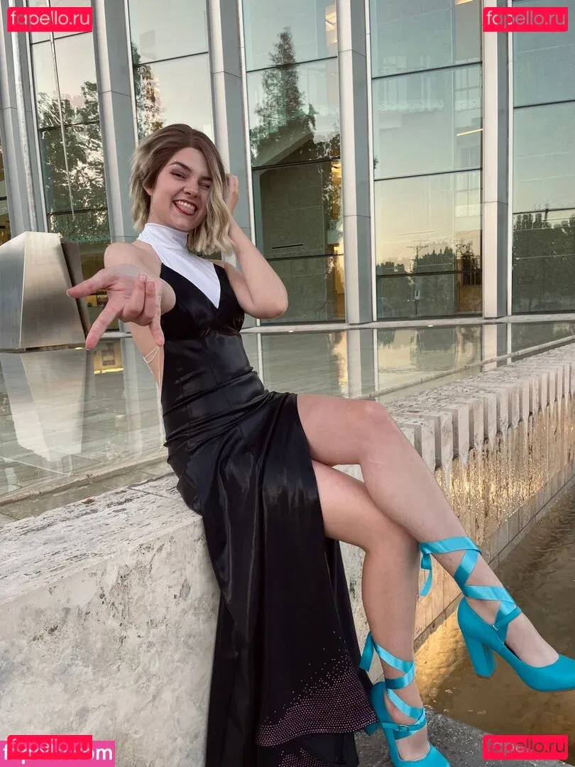 Mina Kess Onlyfans Photo Gallery 