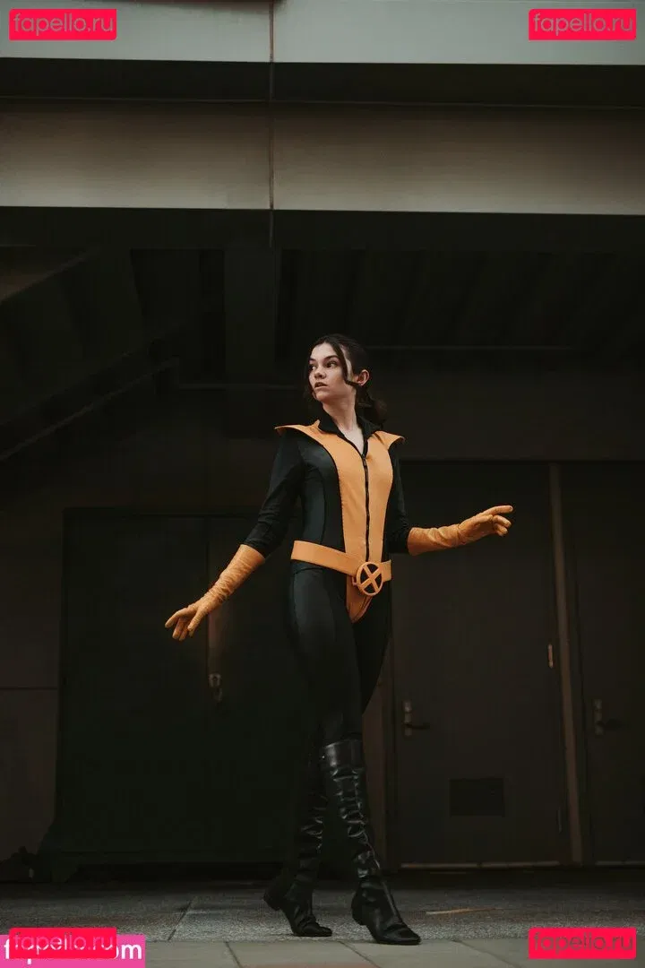 Mina Kess Onlyfans Photo Gallery 