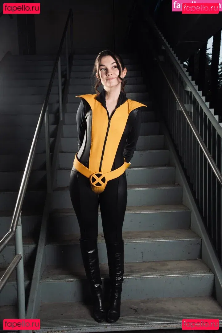 Mina Kess Onlyfans Photo Gallery 