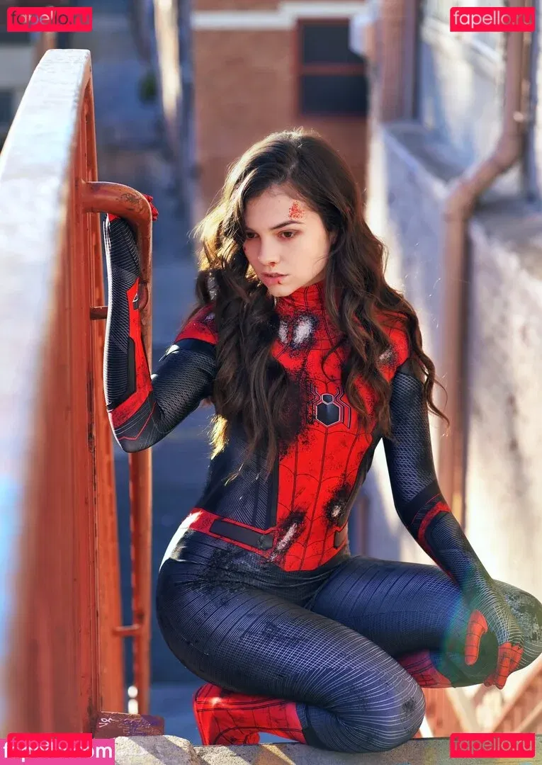 Mina Kess Onlyfans Photo Gallery 