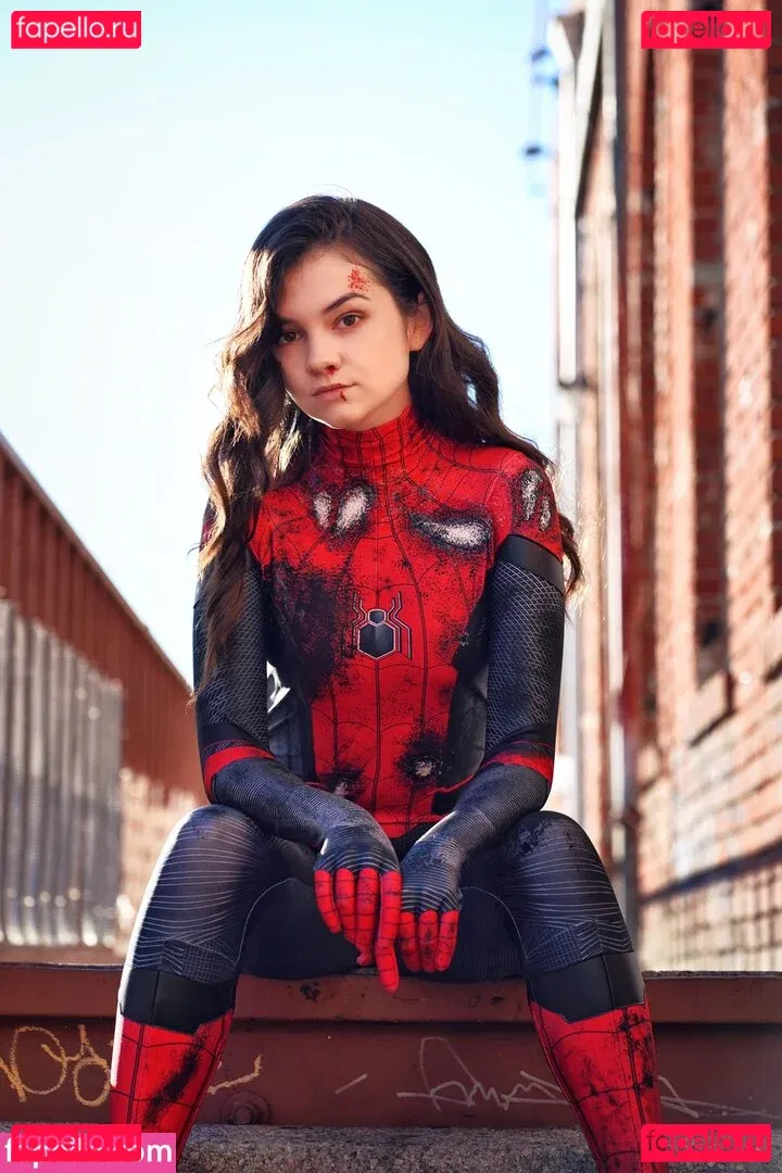 Mina Kess Onlyfans Photo Gallery 