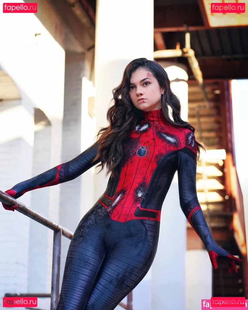 Mina Kess Onlyfans Photo Gallery 