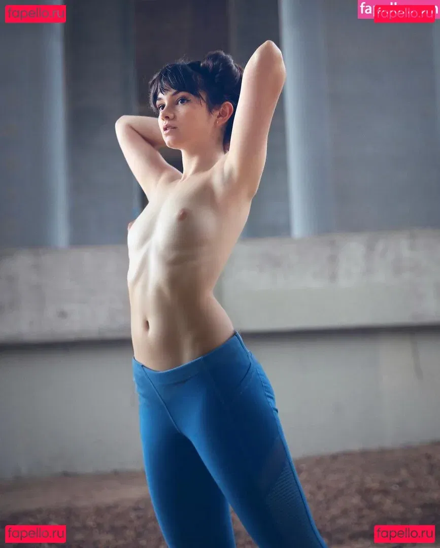 Mina Kess Onlyfans Photo Gallery 