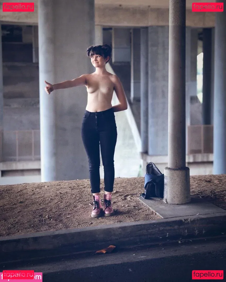 Mina Kess Onlyfans Photo Gallery 