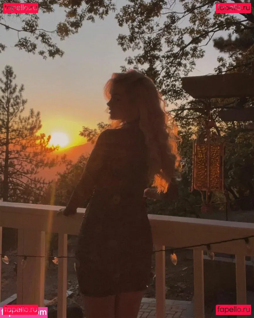 Mina Kess Onlyfans Photo Gallery 