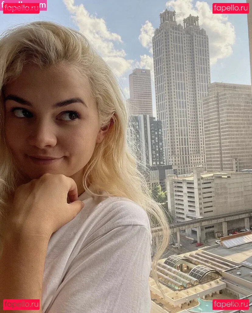 Mina Kess Onlyfans Photo Gallery 