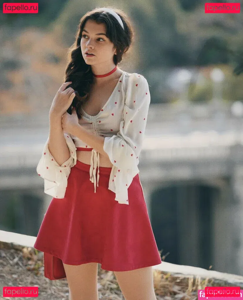 Mina Kess Onlyfans Photo Gallery 