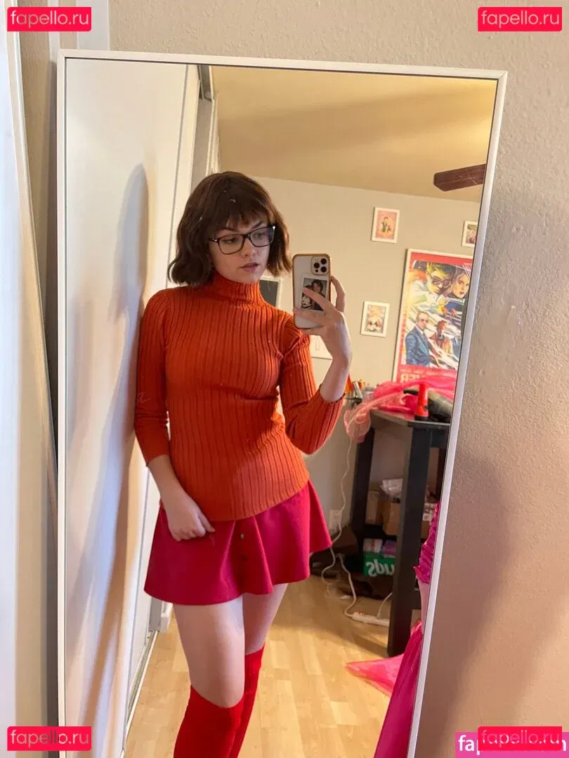 Mina Kess Onlyfans Photo Gallery 