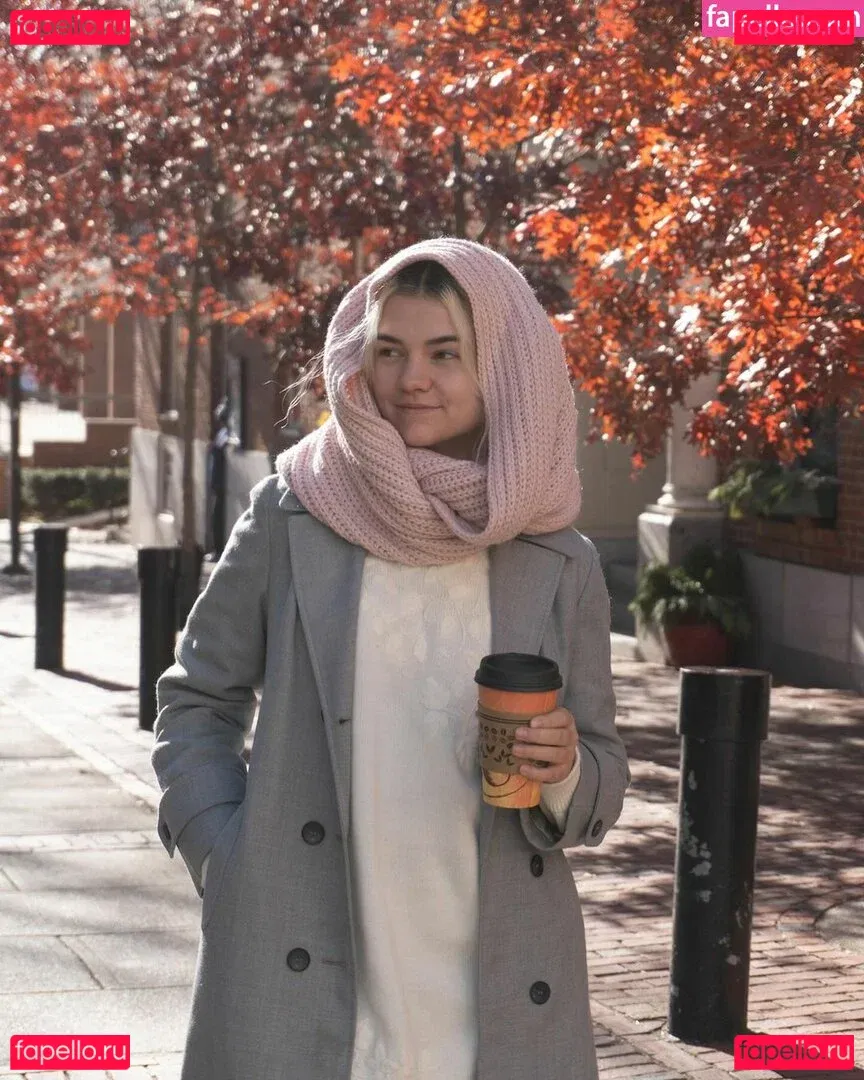 Mina Kess Onlyfans Photo Gallery 