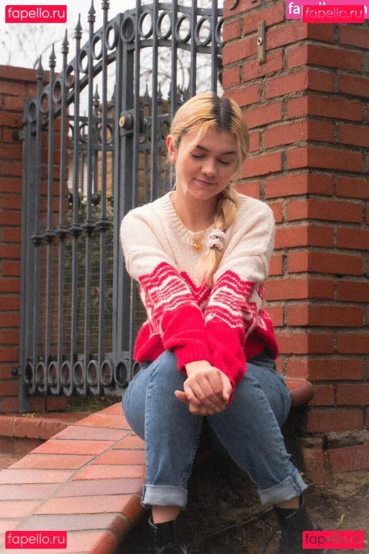 Mina Kess Onlyfans Photo Gallery 