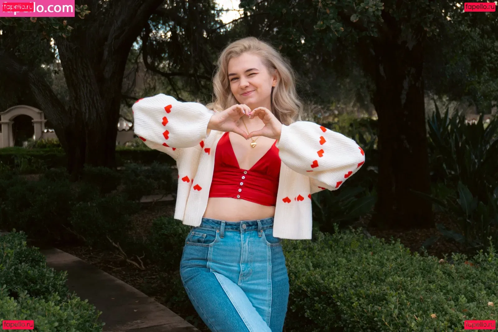 Mina Kess Onlyfans Photo Gallery 