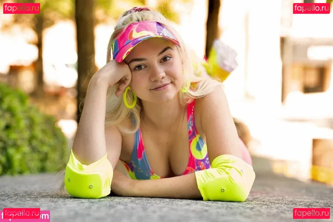 Mina Kess Onlyfans Photo Gallery 