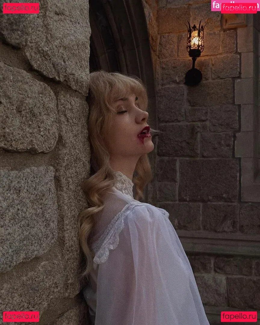 Mina Kess Onlyfans Photo Gallery 