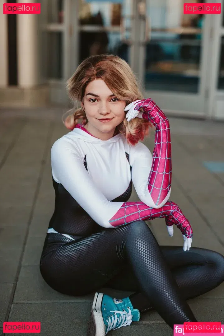 Mina Kess Onlyfans Photo Gallery 