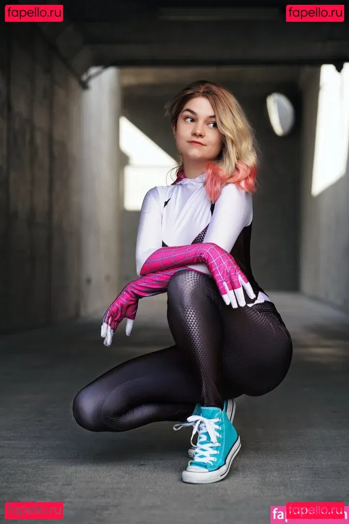 Mina Kess Onlyfans Photo Gallery 