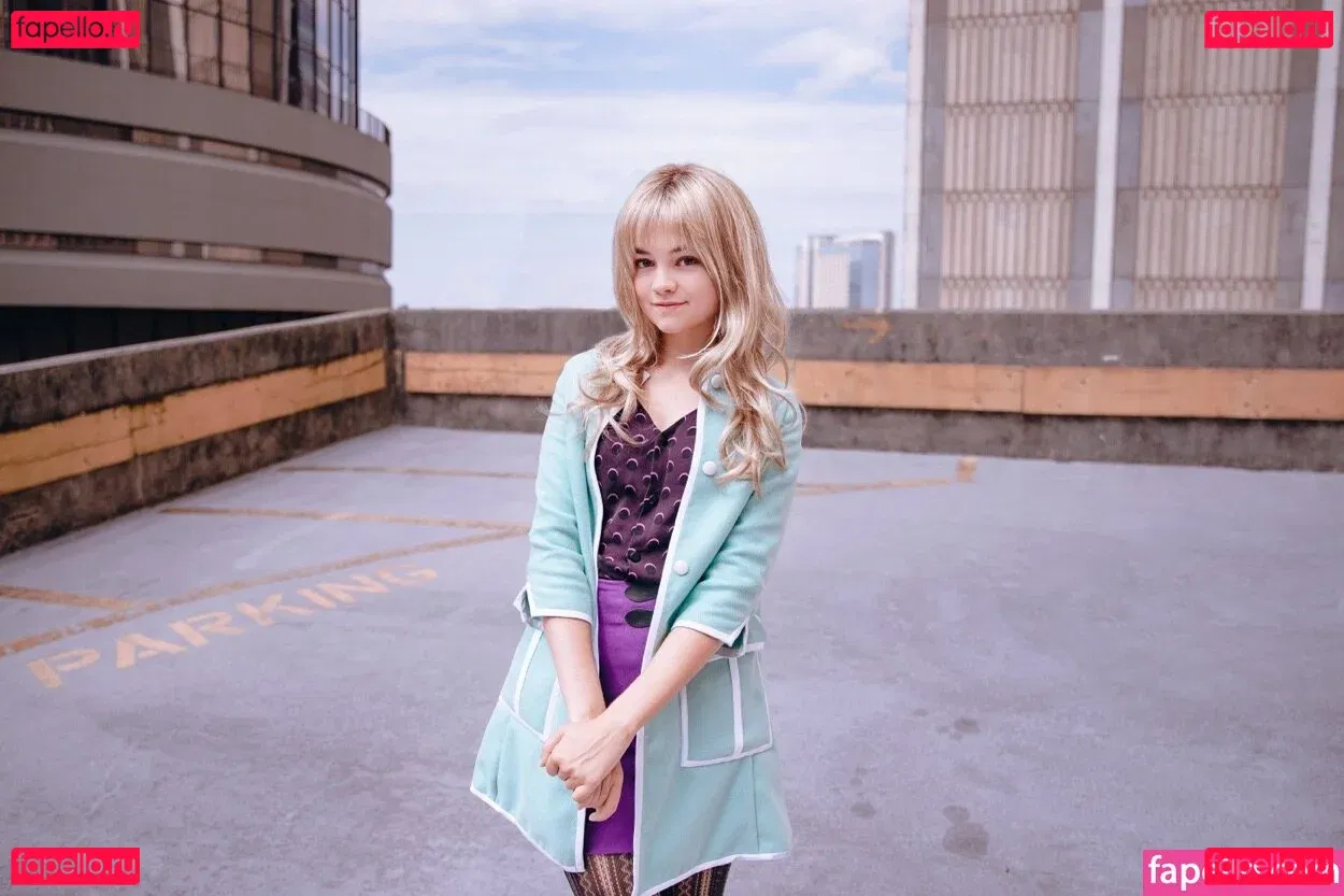 Mina Kess Onlyfans Photo Gallery 