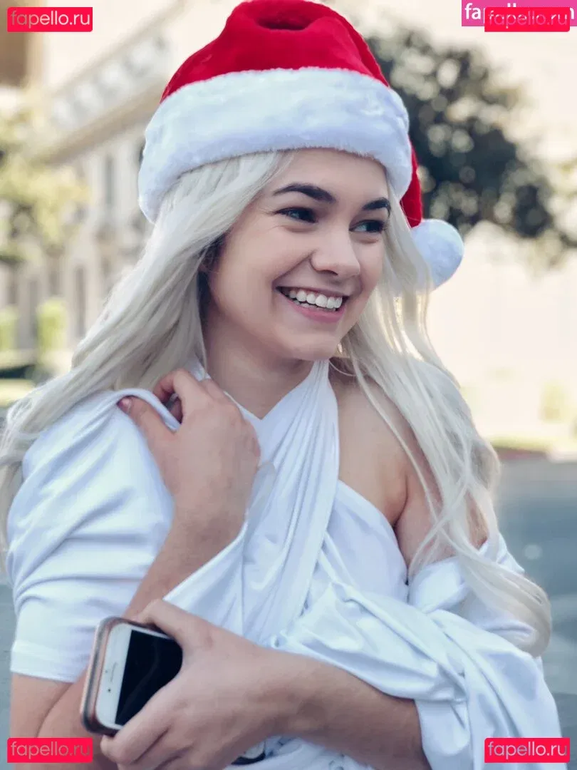 Mina Kess Onlyfans Photo Gallery 