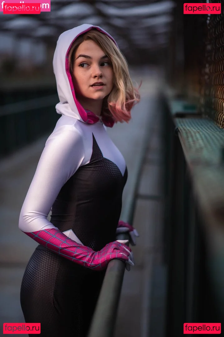 Mina Kess Onlyfans Photo Gallery 