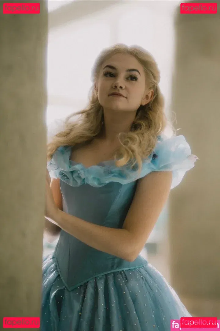 Mina Kess Onlyfans Photo Gallery 