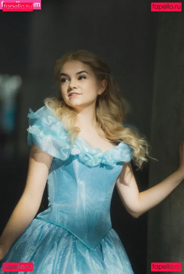 Mina Kess Onlyfans Photo Gallery 