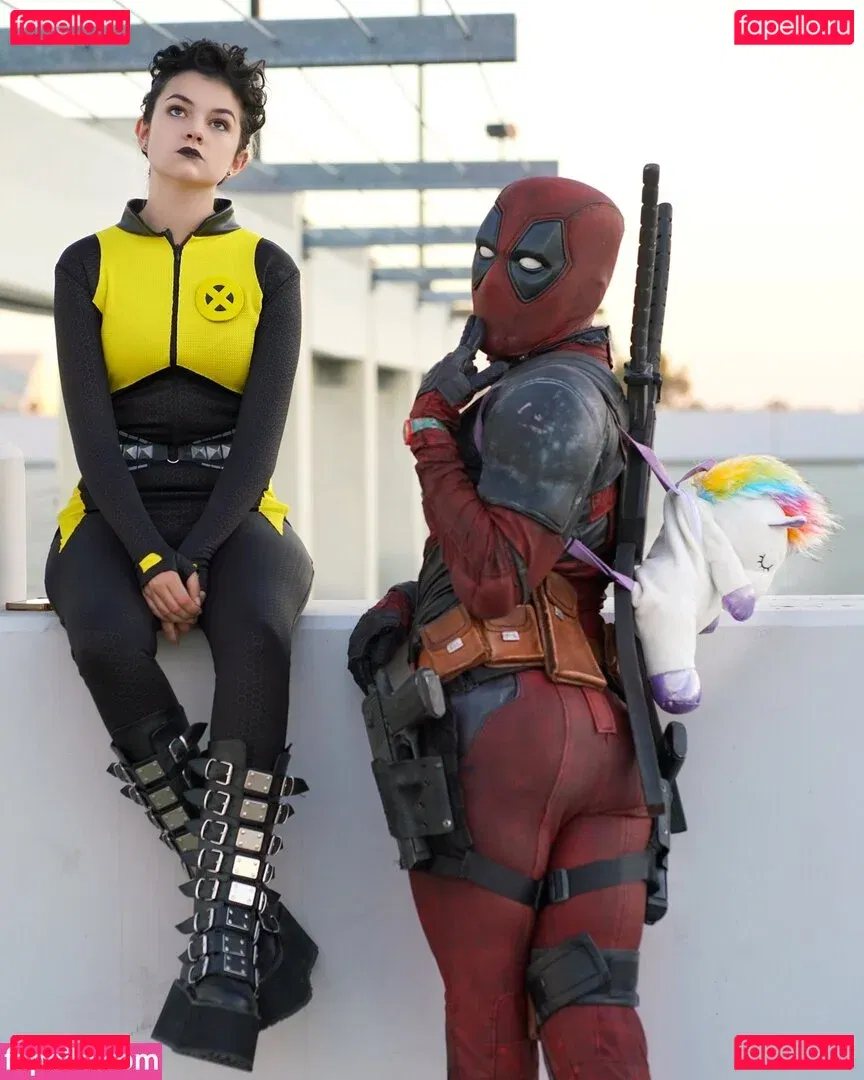 Mina Kess Onlyfans Photo Gallery 