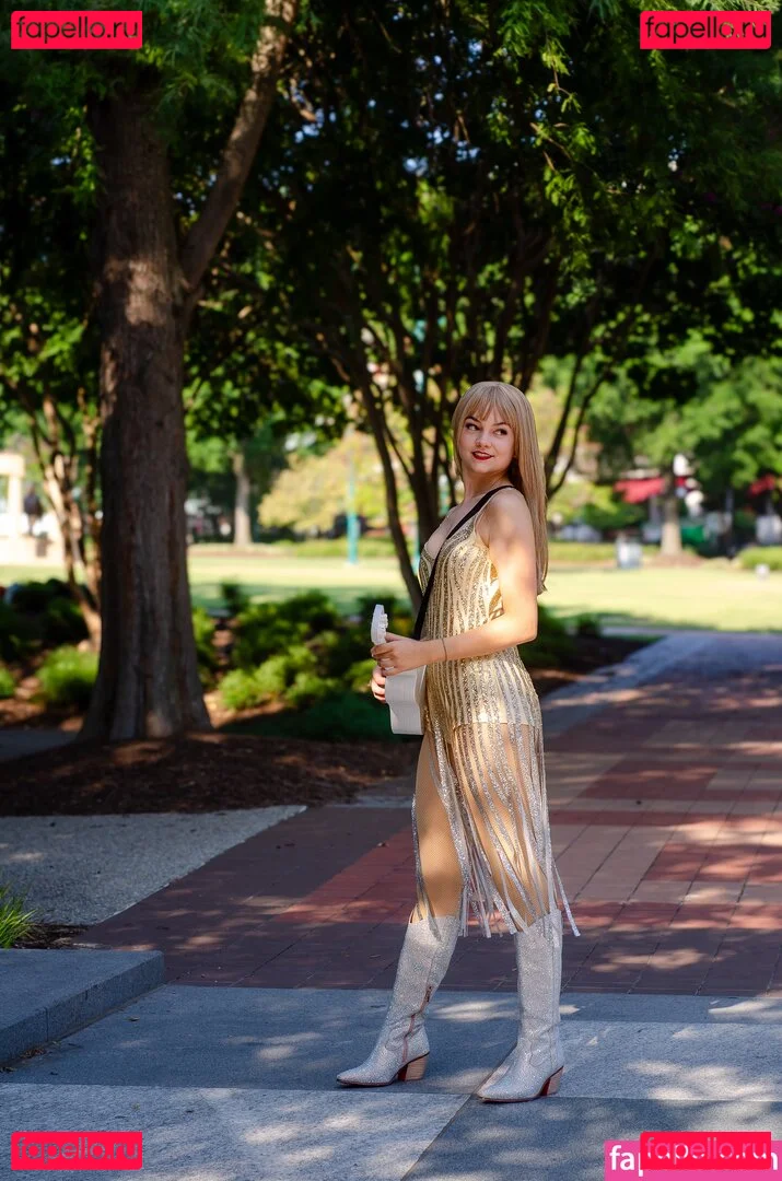 Mina Kess Onlyfans Photo Gallery 