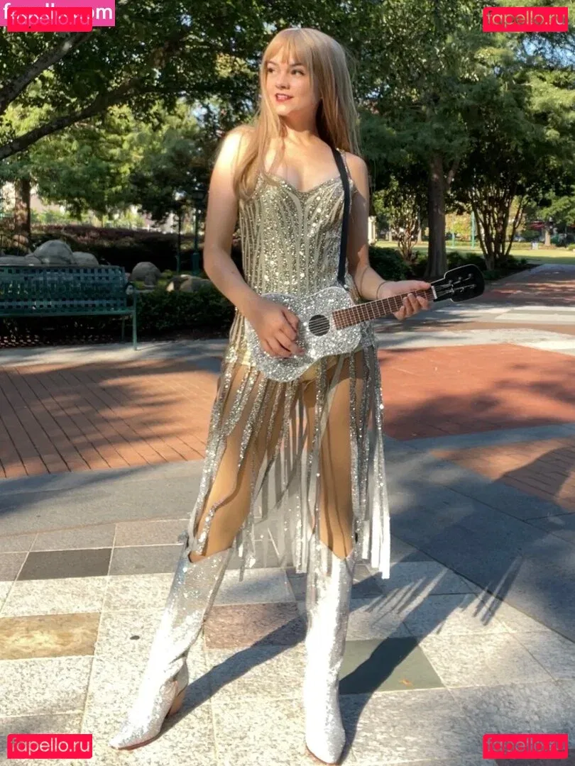 Mina Kess Onlyfans Photo Gallery 