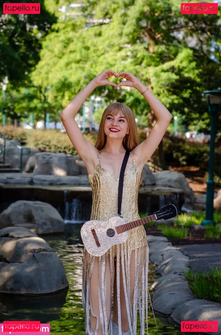 Mina Kess Onlyfans Photo Gallery 