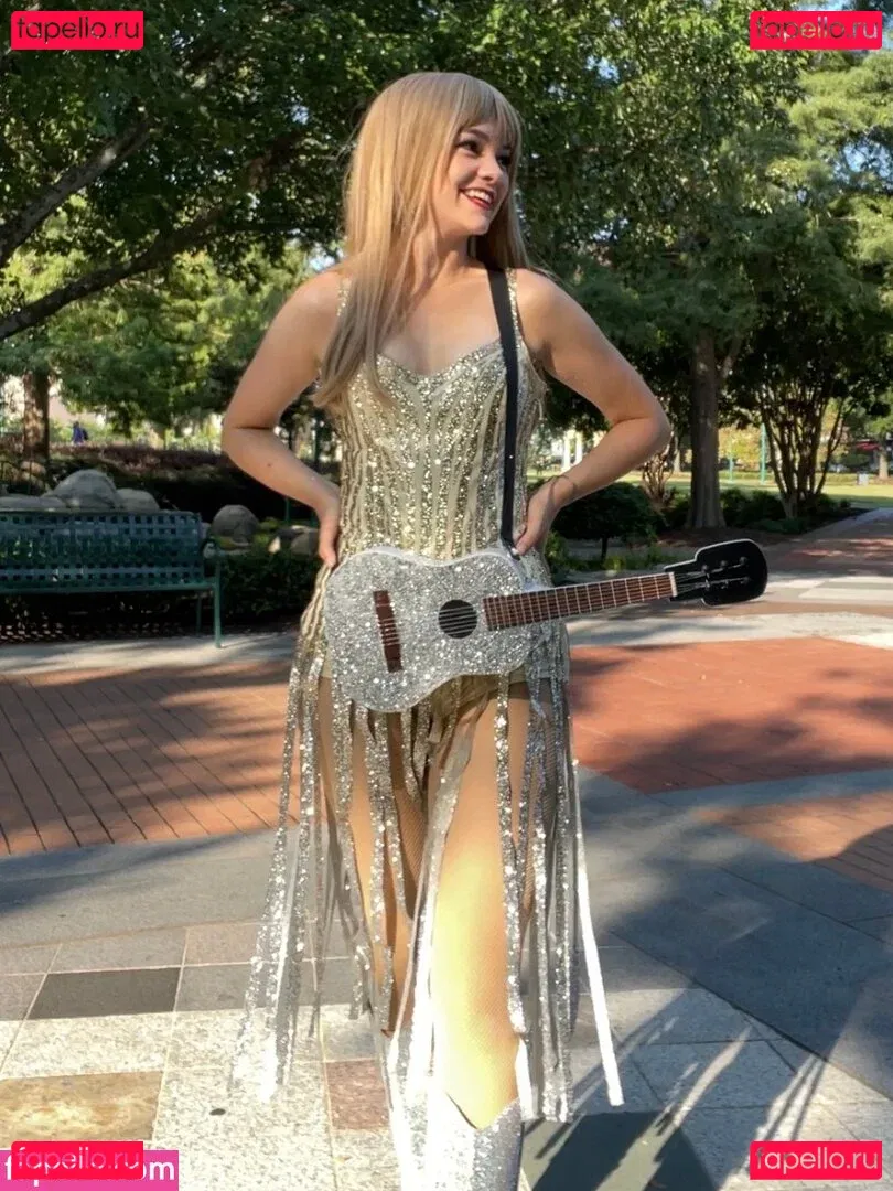 Mina Kess Onlyfans Photo Gallery 