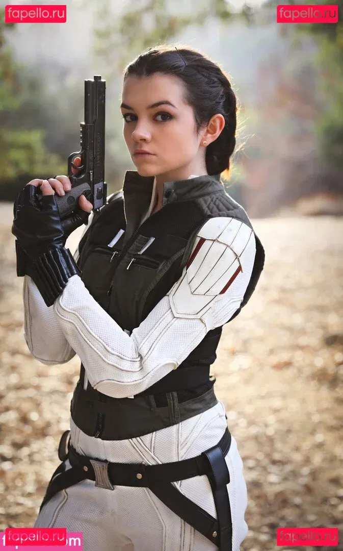 Mina Kess Onlyfans Photo Gallery 