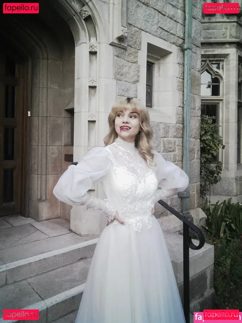 Mina Kess Onlyfans Photo Gallery 