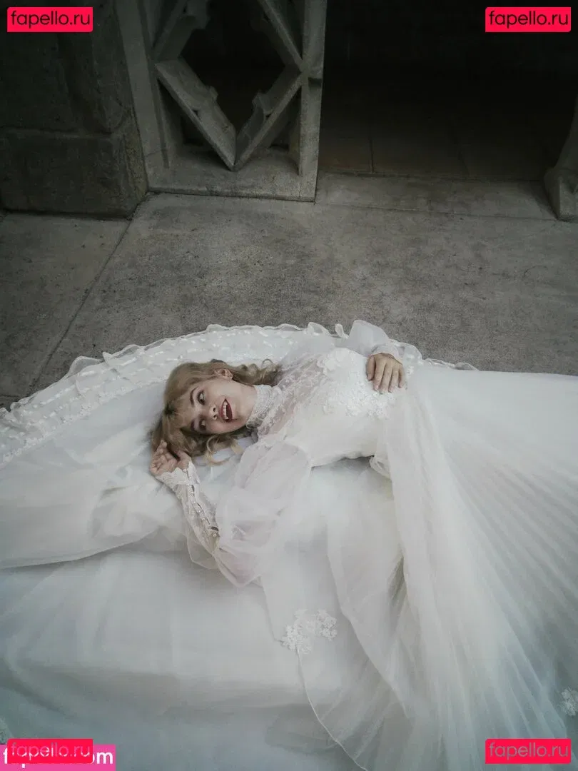 Mina Kess Onlyfans Photo Gallery 