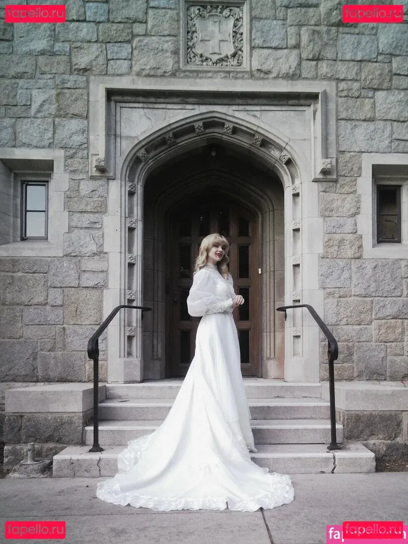 Mina Kess Onlyfans Photo Gallery 