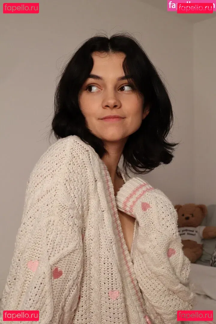 Mina Kess Onlyfans Photo Gallery 