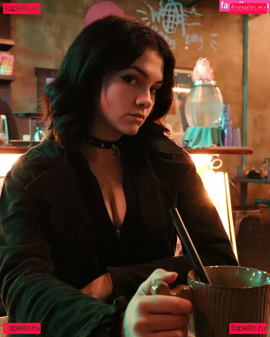 Mina Kess Onlyfans Photo Gallery 