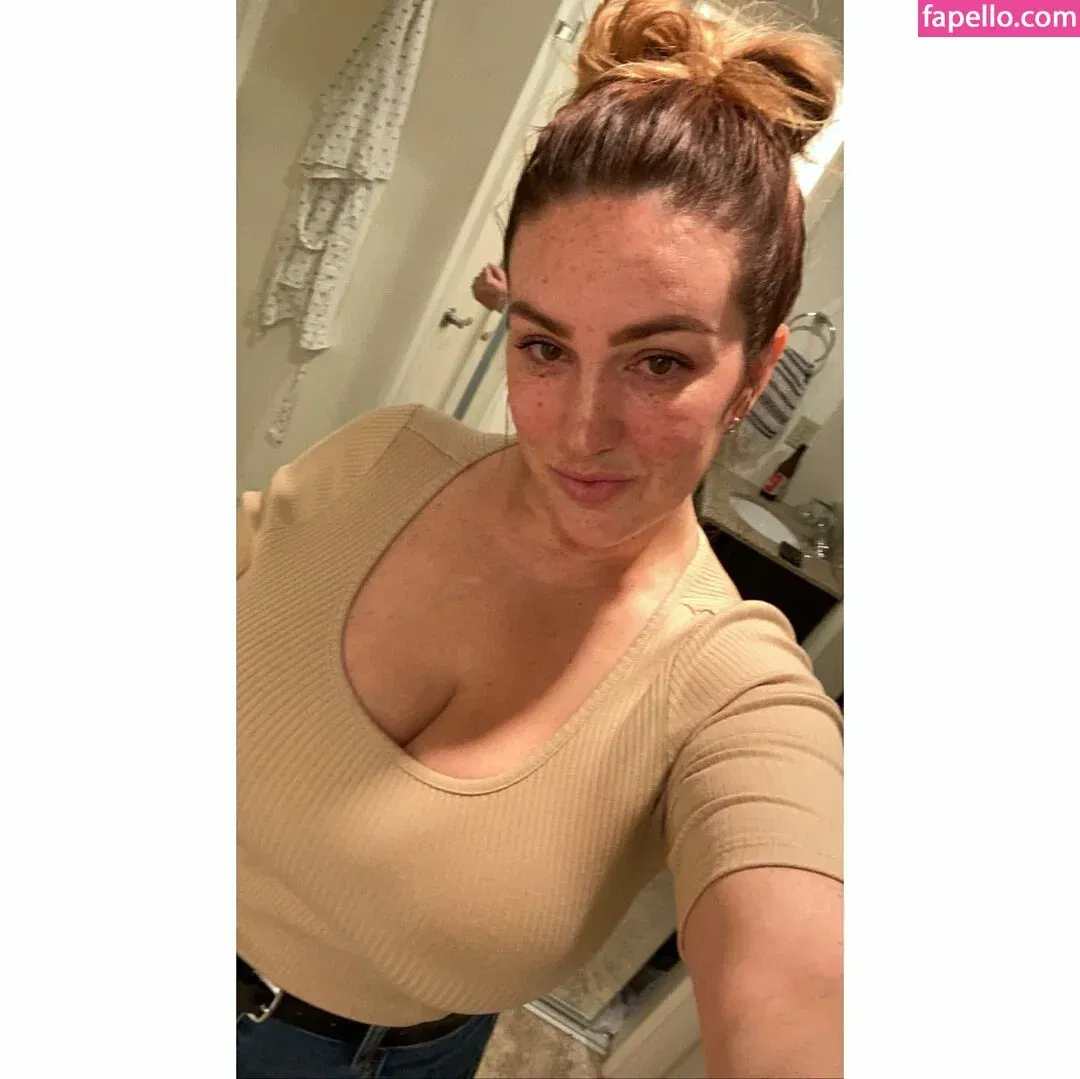LeeAnne Onlyfans Photo Gallery 