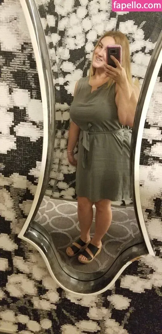 LeeAnne Onlyfans Photo Gallery 