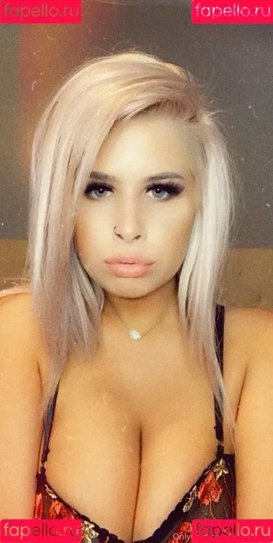 Gabrielle Onlyfans Photo Gallery 