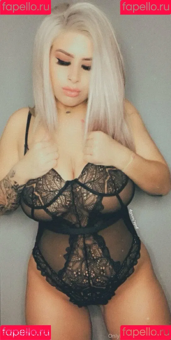Gabrielle Onlyfans Photo Gallery 