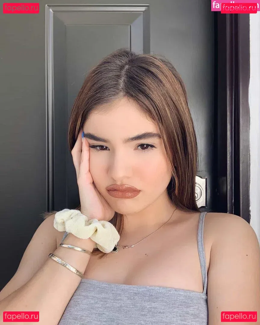 Gabrielle Onlyfans Photo Gallery 