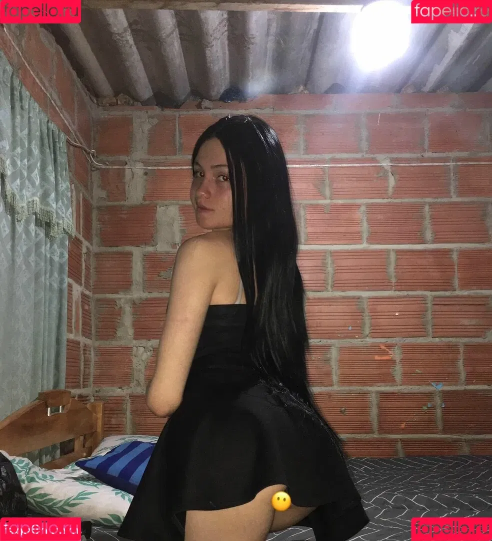 soy_danni18 Onlyfans Photo Gallery 