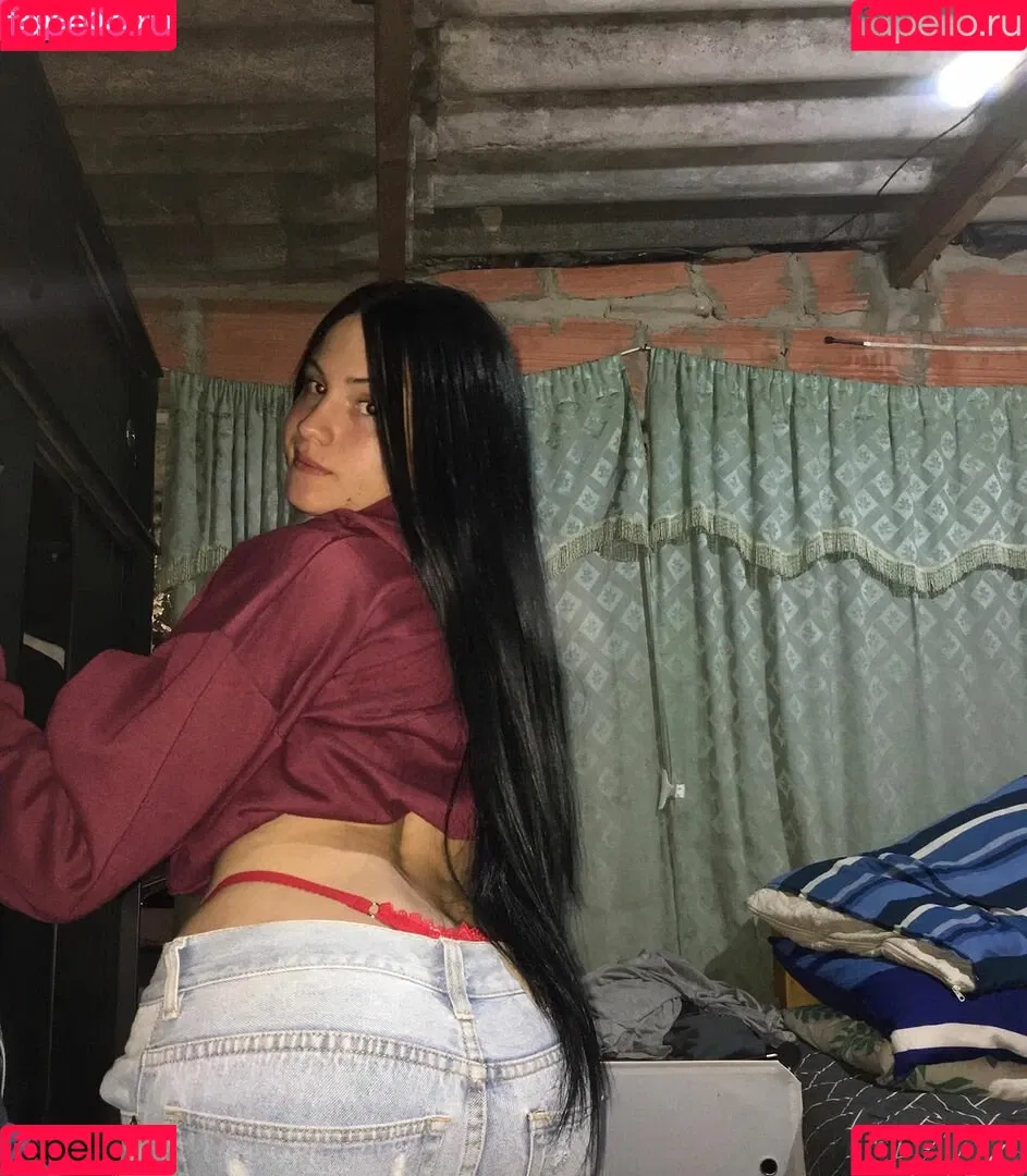 soy_danni18 Onlyfans Photo Gallery 