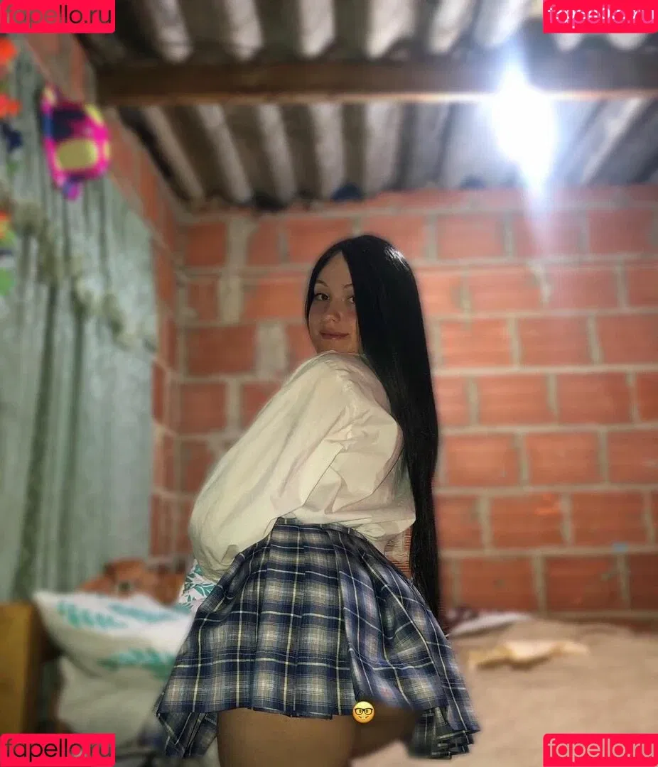 soy_danni18 Onlyfans Photo Gallery 