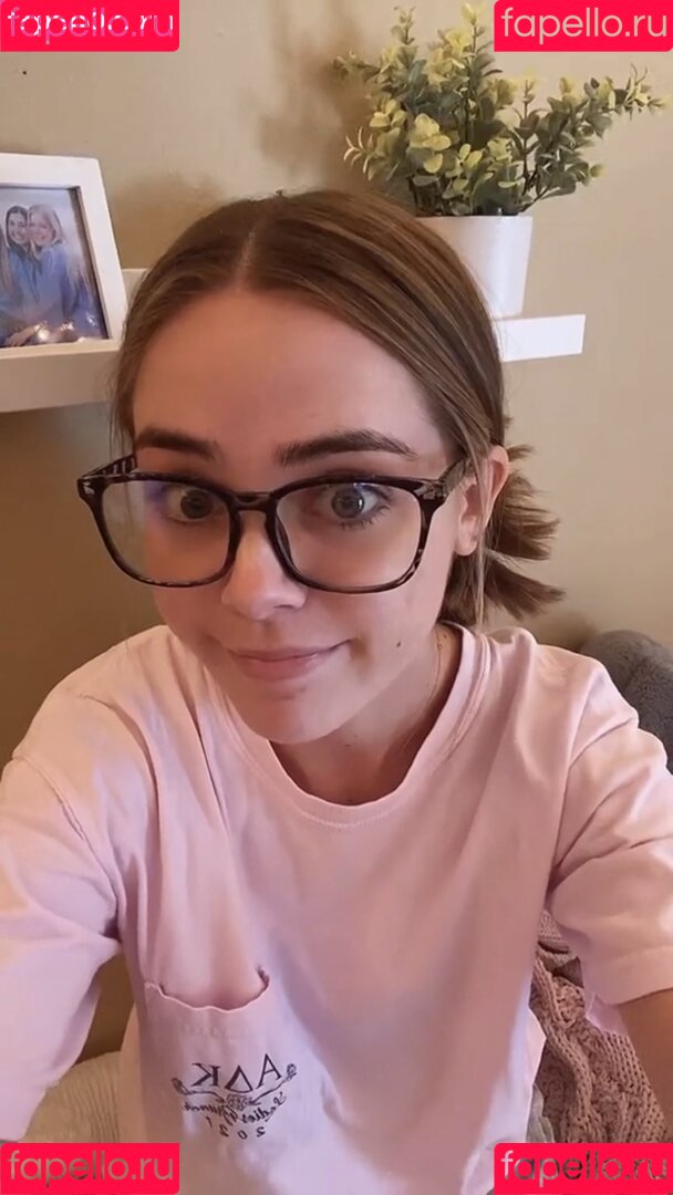 Lauren Mae Onlyfans Photo Gallery 