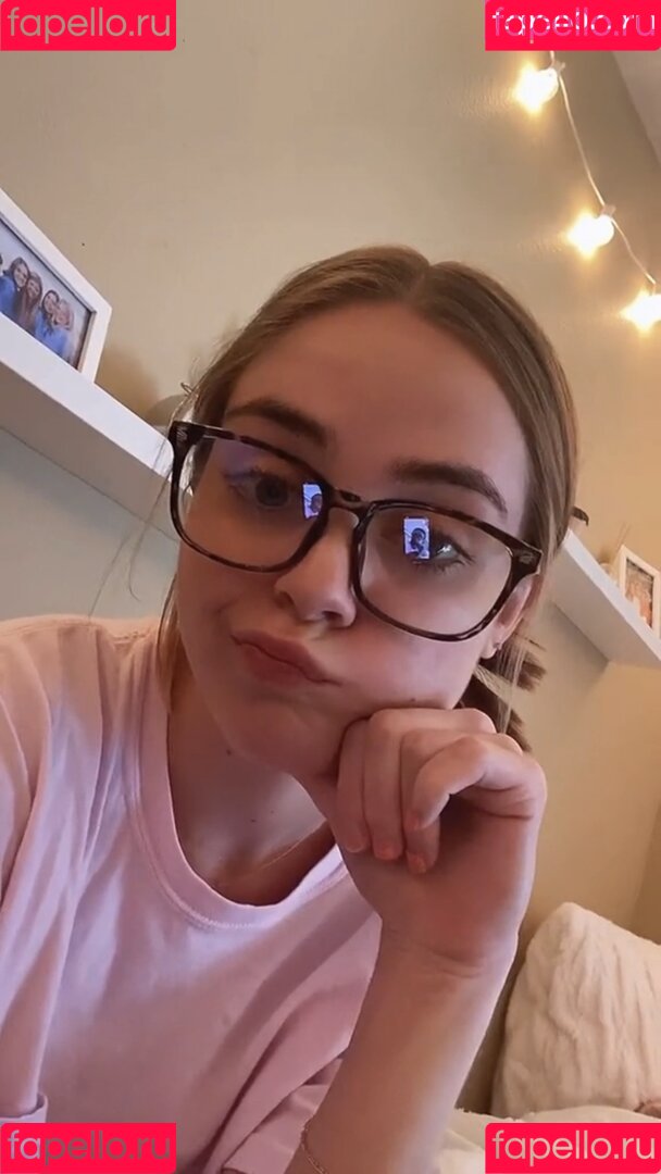 Lauren Mae Onlyfans Photo Gallery 