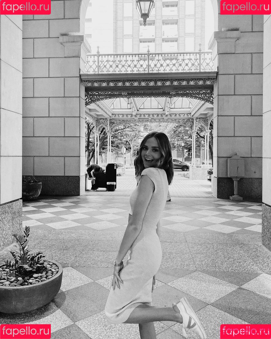 Lauren Mae Onlyfans Photo Gallery 