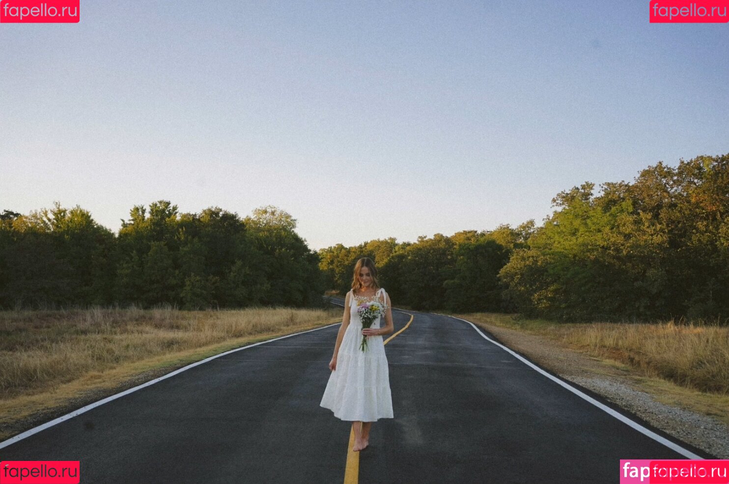 Lauren Mae Onlyfans Photo Gallery 