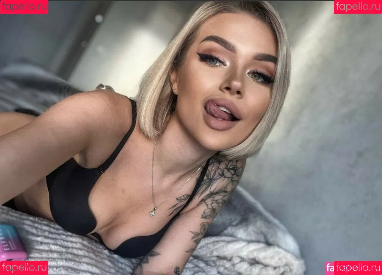 Ar.fml Onlyfans Photo Gallery 